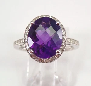 Anillo de compromiso de oro blanco de 14K con diamantes y amatista con montura de halo de piedras preciosas - Imagen 1 de 5