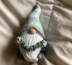 Latex Mould to make gnome with wreath Christmas gnome - Picture 1 of 1