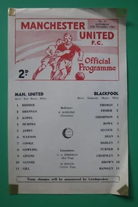 Manchester United v Blackpool 1967-1968 Reserves Central League - Picture 1 of 1