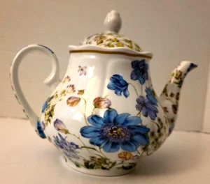 Kent Pottery Blue Floral Teapot Approx 7" High - Picture 1 of 10