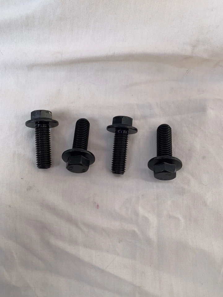 Nuevos pernos pinzadores delanteros para Ford Focus ST170 (pinza de perno para automóvil) Foto 1 de 1