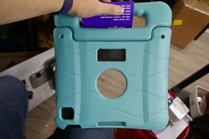 Targus THD96405GL Kids Antimicrobial Case - Teal #B2 - Picture 1 of 2