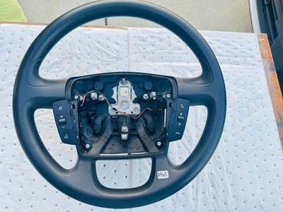 2015-2022 RAM PROMASTER 1500 VOLANTE DE MOTORISTA COM INTERRUPTOR DE CONTROLE DE CRUZEIRO DE ÁUDIO - Imagem 1 de 4