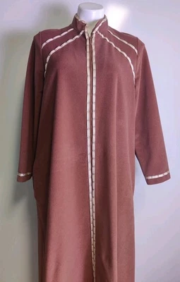 Vintage Vanity Fair 70s Velour 1/2 Zip Brown Pocketed Robe Size 16 *Read - Image 1 of 4