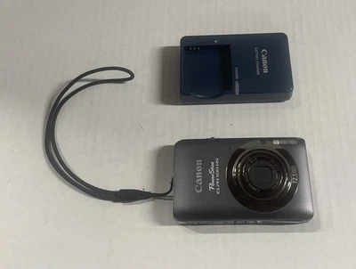 TESTED Canon PowerShot ELPH 100 HS 12.1 MP Digital Camera - Grey Bundle - Image 1 of 4