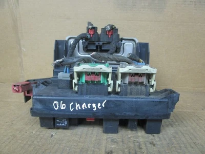 05 06 07 Dodge Charger Totally Integrated Power Module Fuse Box TIPM 04692031 - Image 1 of 4