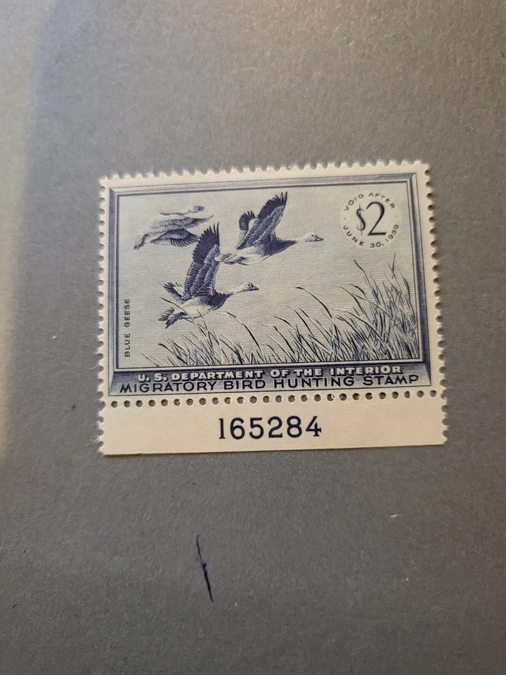 Stamps US Scott #RW22 h - Image 1 of 1