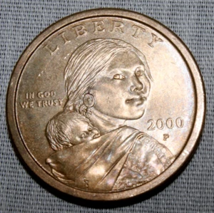Moneta da un dollaro USA 2000 P Sacagawea nativi americani tono oro: circolata p15 - Foto 1 di 4
