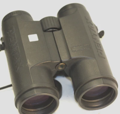 Pentax 10x42...phase coated Binoculars  bright&clear....made in japan - Image 1 of 4