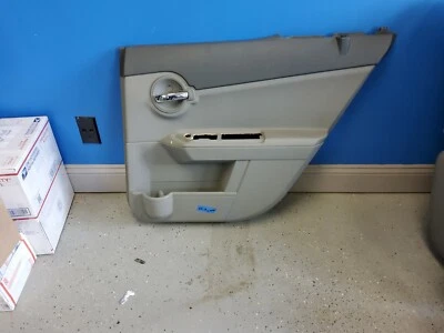 Panel de puerta trasera derecha para pasajero Dodge Avenger 2008-2014 OEM Foto 1 de 2