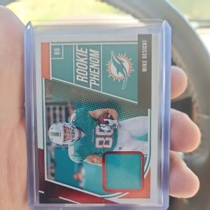 2018 Panini Donruss - Rookie Phenom Jerseys #37 Mike Gesicki (MEM, RC) - Picture 1 of 2