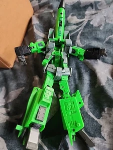 Hasbro Transformers MP-01 Acid Storm - Picture 1 of 2