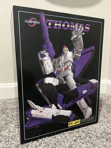 Fans Toys FT-44T  Thomas 🇺🇸 Masterpiece Scale Astrotrain Cover