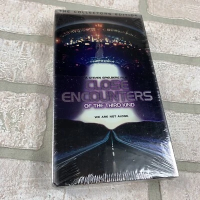 Close Encounters of the Third Kind VHS Collectors Edition Factory Sealed - Image 1 of 3