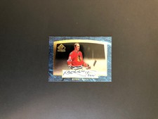 1997-98 UPPER DECK SP AUTHENTIC BOBBY HULL MARK OF A LEGAND AUTO 496/560 M5