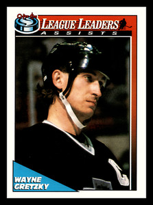 1991  O-Pee-Chee Wayne Gretzky HOF League Leader #257 Centered Mint