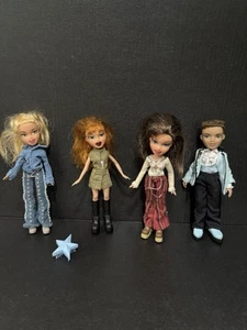 Bratz Boy 2002 Bratz Girl Dolls 2001 Lot Of 4 Total  Vintage Bratz Dolls,Comb - Picture 1 of 11