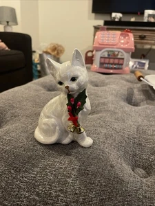 Vintage Enesco 5” White Iridescent Cat Ceramic Figurine 1988 - Picture 1 of 4