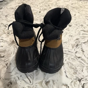Kids Snow Boots Size 9 Faux Leather Rubber Lined Hook Loop Closure - Picture 1 of 3
