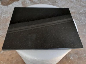 Base in granito nero 50x50,sotto pentola,tagliere tavolo stemperare cioccolato - Foto 1 di 6