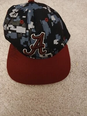 Mens Baseball Cap Pixelated Camo Camouflage Curved Brim Bama Crimson Roll tide  - Image 1 of 4