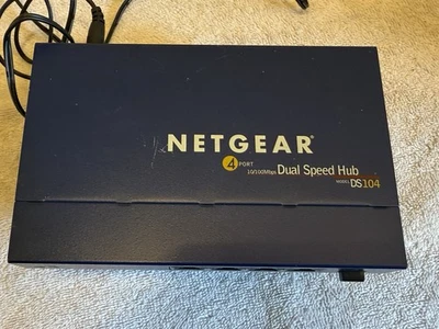 NETGEAR DS104 4-Port 10/100 - Image 1 of 3
