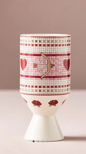 Anthropologie The Bistro Fliesen Steinzeug Vase Valentines Edition rosa Muster neu im Karton - Bild 1 von 3