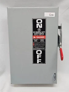 GE TG3221 Fusible General Duty Safety Switch, 240 VAC, 30 A - Picture 1 of 4