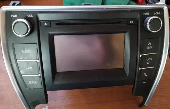 2015 TOYOTA CAMRY Radio 6.1" TOUCH Display Receiver FACE I.D. P10803 GENUINE OEM - Imagem 1 de 4