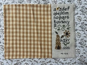 Fertige 9x11" Pine Mountain Designs Alphabet Bienenstock Kreuzstich Kissenhülle - Bild 1 von 5