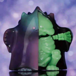 Pop Mart YUKI Evolution Galaxy Center mini figure cute art skeleton glow gift - Picture 1 of 2