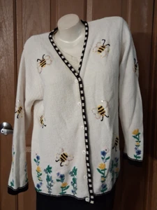 Quacker Factory White Knit Cardigan With Bumble Bees Flowers Sequins Misses M - Picture 1 of 5