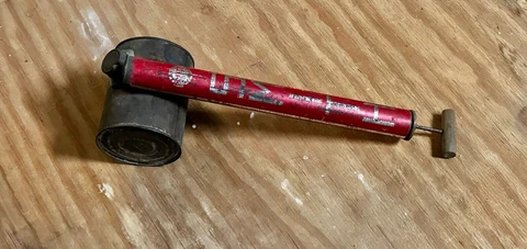 Vintage DB Smith & Co Sprayer Duster Garden Fogger Bug Insect Handheld Pump Red Cover