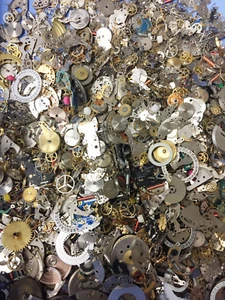 28 Grams Vintage Watch Parts Steampunk DIY Jewelry Art Crafts Gears Cogs Wheels - Picture 1 of 9
