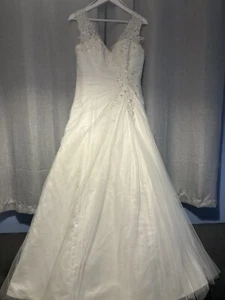 Designer Wedding Dress Size 14 Amanda Wyatt Bryn - Picture 1 of 13