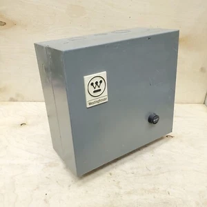Westinghouse B210SACB Size 00 Enclosed Reversing Motor Starter 120VAC Coil - Picture 1 of 9