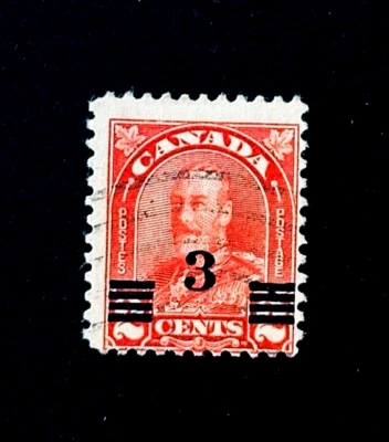Sello de Canadá - Sobreimpresión del rey Jorge V de 1932 usado Foto 1 de 2