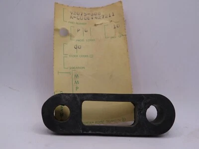 NOS Kawasaki KE250 KE 250 1977-1979 Genuine Turn Signal Rubber Damper 92075-308 - Image 1 of 4