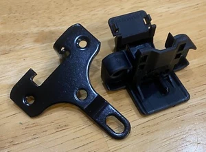 013 545 12 28 A/C Compressor Clutch Coil Bracket 560SL 560SEC 560SEL 420SEL - Picture 1 of 1
