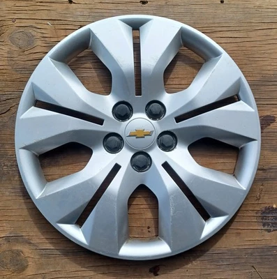 Chevrolet Cruze hubcap 2012- 2016 fits 16" wheels, 20934134, 3294 07 - Image 1 of 4