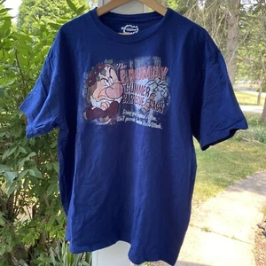 Disney Store TIKI KINGDOM Mens XXL T-Shirt GRUMPY Navy Dad Father BBQ Tropical - Picture 1 of 7
