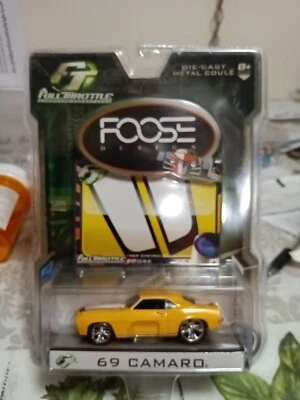 Camaro 2006- Acelerador completo/Diseño FOOSE '69 en amarillo 🟡 con llantas RR Foose (1/5 Foto 1 de 4