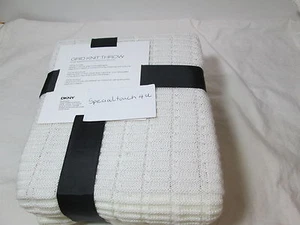 New DKNY Grid Knit Throw Blanket JETE 50x60 - Ivory  New - Picture 1 of 1