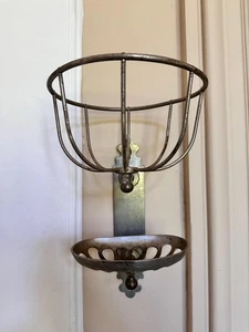 Vintage französische Badaccessoires: Schwamm und Seifenhalter, Handtuchhaken. - Bild 1 von 5