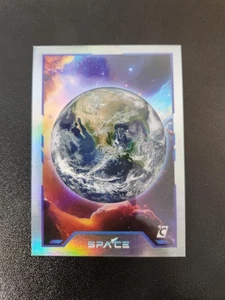 2025 Cardsmiths Space Galactic Edition Earth #1 Rainbow Holofoil Parallel - Picture 1 of 2