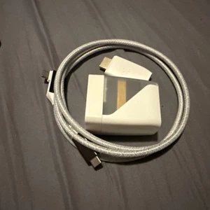 Genki Covert Dock 2 White w/ ShadowCast 2 Capture Card & 4K Usb Cable FREE SHIP! - Picture 1 of 5