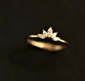 Anillo Apilable Único Hojas Elegantes Banda Distintiva Moissanita Marquesa Oro 14K - Imagen 1 de 12