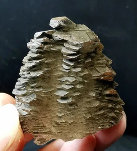 Muestra de racimo fluorescente de calcita marrón benz belleza natural 32 g de alta calidad - Imagen 1 de 22