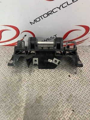 SOPORTE DE MONTAJE DEL TANQUE DE COMBUSTIBLE BMW S1000R BMW S1000R K47 ¡95 MILLAS! BK490 Foto 1 de 4