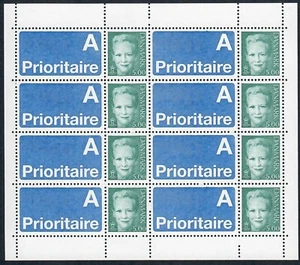 DENMARK. 2002. 40 Kr. Queen Margrethe, sheetlet, MNH (SM5) - Picture 1 of 1